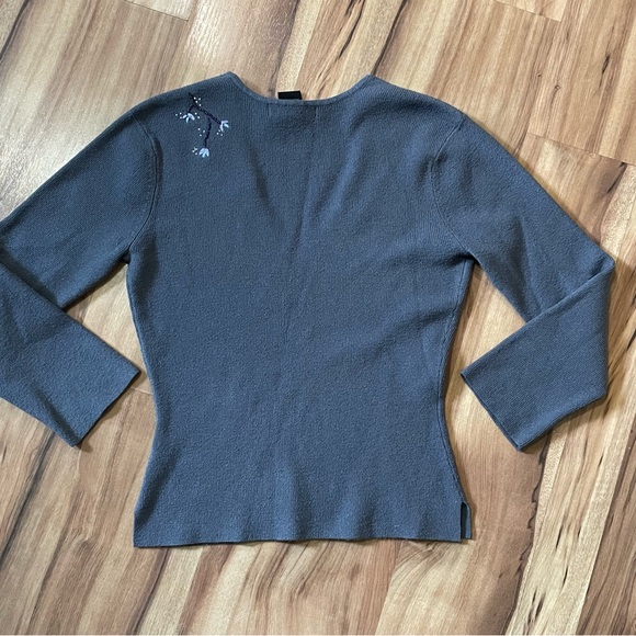 Vintage The Limited Blue Embroidered V-Neck Top - Y2K Whimsygoth Style - Size M - Picture 2 of 7